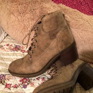 Crown Vintage ankle boots